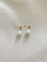 Anne Tear Drop Pearl Earrings